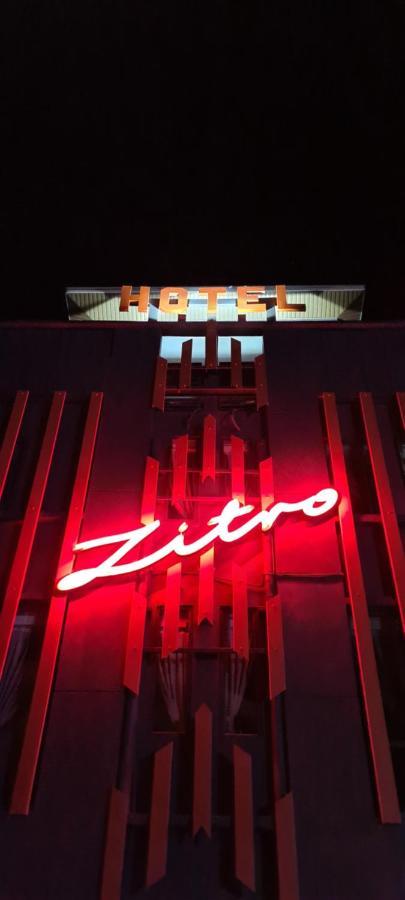 Zitro Hotel พอร์ตดิ๊กสัน ภายนอก รูปภาพ